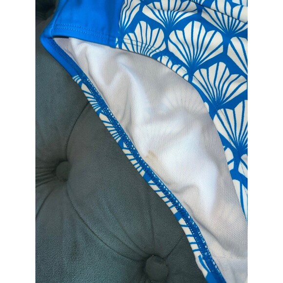 Boden Sky Shell Amalfi Bandeau One-Piece Swimsuit
Size: US 6 Women’s - Picture 2 of 7